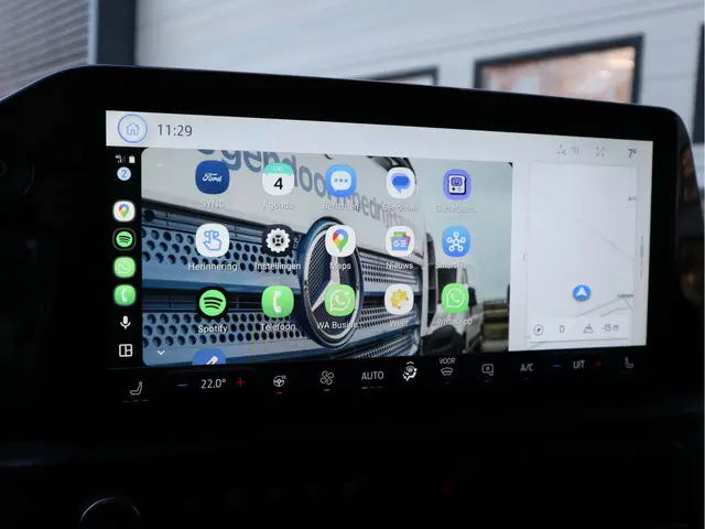 Ford E-Transit Custom