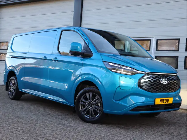Ford E-Transit Custom
