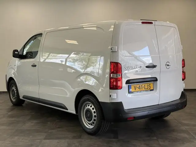 Opel Vivaro Electric L2 75 kWh 3 Persoons Achteruitrijcamera Navigatie