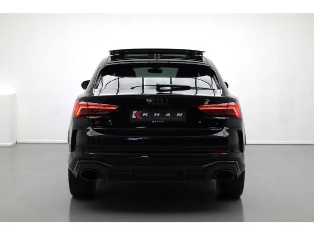 Audi RSQ3