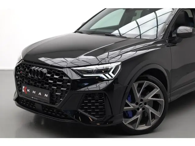 Audi RSQ3