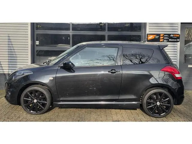 Suzuki Swift 1.6 Sport **CLIMA-KEYLESSGO-CRUISECTRL**