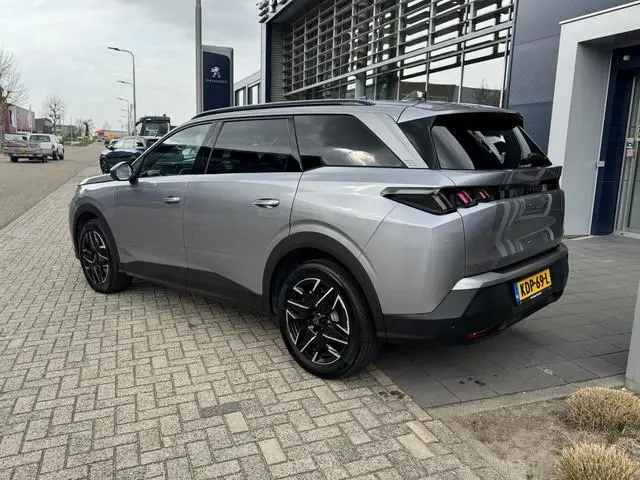 Peugeot 5008 1.2 Hybrid 145 Allure 7p