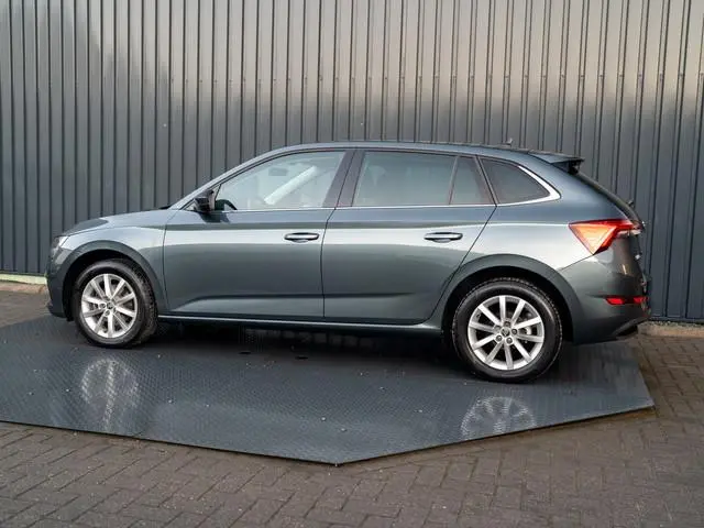 ŠKODA Scala 1.0 TSI Style | Stoelverwarming | Apple Carplay/ Android Auto | Prijs Rijklaar!!