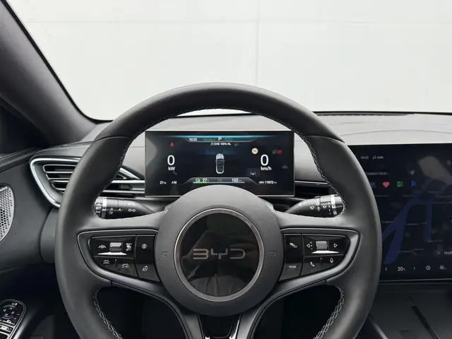 BYD SEAL