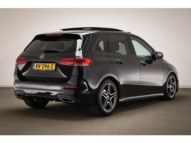 Mercedes-Benz B-klasse 180 Business Solution AMG | PANORAMADAK | STOELVERWARMING | APPLE | DAB | CAM...