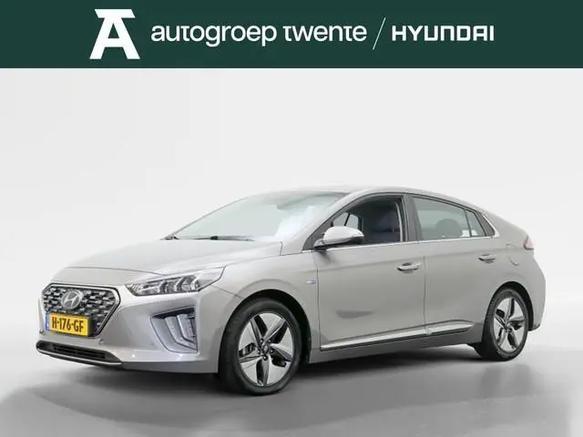 Hyundai IONIQ 1.6 GDi Comfort Plus | 1e eigenaar | Trekhaak | Camera | Carplay