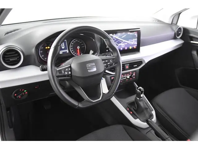 SEAT Arona 1.0 TSI Urban *1ste Eigenaar*Navigatie*Stoelverwarming*