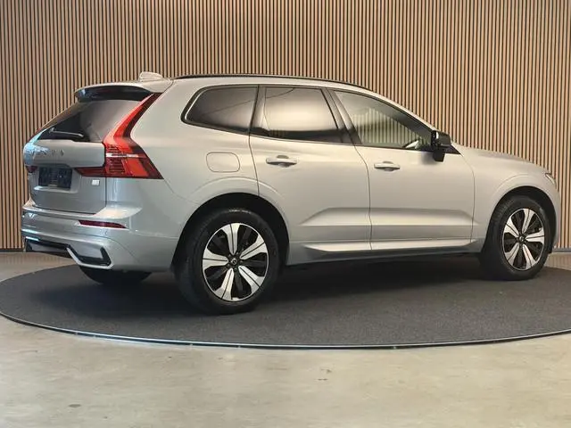 Volvo XC60 2.0 T6 Plug-in hybrid AWD Ultimate Dark | Panodak | LED | Navi | Camera | Incl. garantie