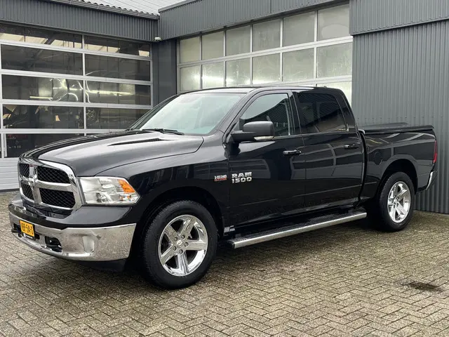 Dodge Ram 1500 5.7 V8 4x4 Crew Cab 5'7 Lpg en benzine Airco Cruise Controle Stoelverwarming Stuurver...