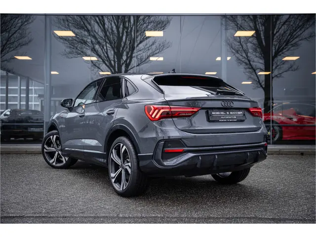 Audi Q3 Sportback 45 TFSI e S Edition - 20inch - Optiek zwart - Keyless