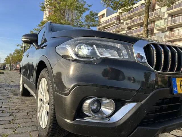 Suzuki S-Cross