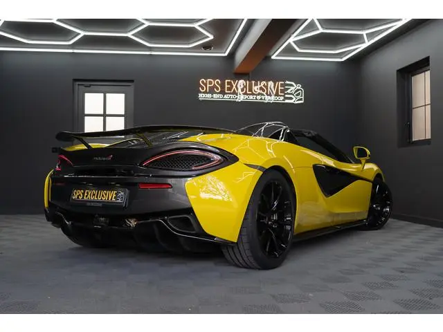 McLaren 570S