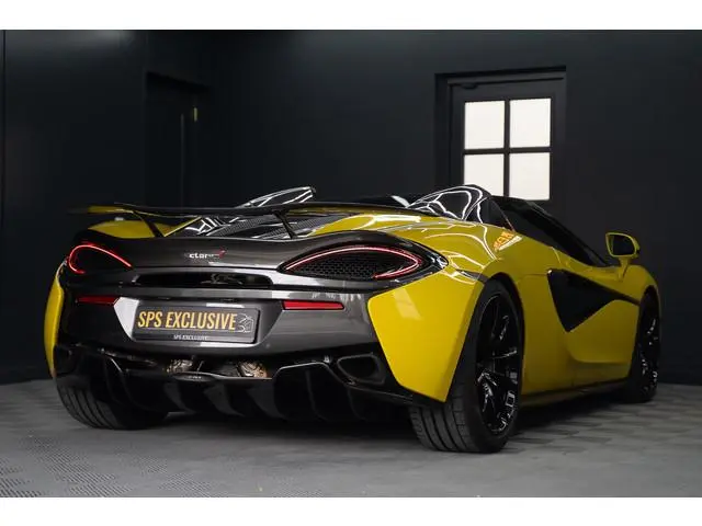 McLaren 570S