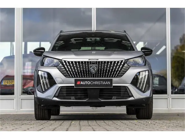 Peugeot e-2008 EV Active Pack 50 kWh | ACC | Carplay | Camera