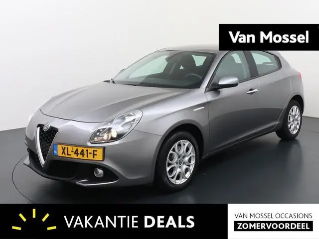 Alfa Romeo Giulietta 1.4 Turbo MultiAir Super | Navigatie | Lichtmetalen velgen | Te Financieren v.a...