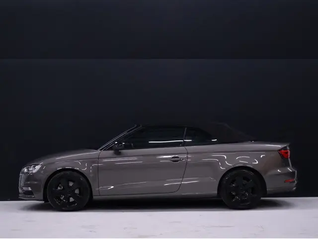 Audi A3 Cabriolet 1.8 TFSI S Line [S-LINE STOELEN EN STUUR, STOELVERWARMING, ACHTERUITRIJCAMERA, PDC...
