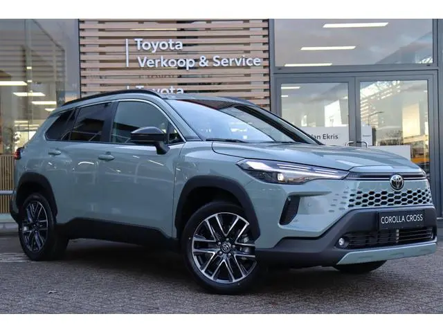 Toyota Corolla Cross 140 Dynamic , Nieuw en direct leverbaar met € 3.000 inruilvoordeel