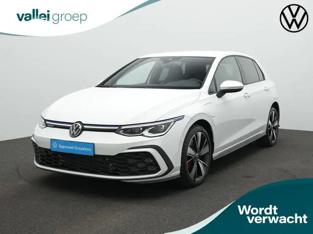 Volkswagen Golf 1.4 eHybrid 245 pk GTE | Leder | Geheugen-/ventilatiestoel | IQ Light | Adaptief ond...