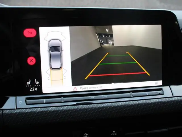 Volkswagen Golf 1.5 eTSI 150pk DSG R-Line Panorama dak Navigatie Apple Carplay/Android Auto Climate...