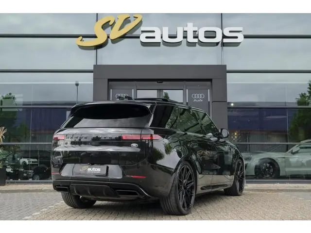 Land Rover Range Rover Sport P510e 510pk First Edition Panoramadak 4-Wielsturing *BTW* *SOH 93%* HD-...