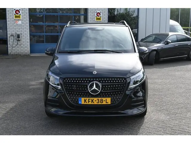 Mercedes-Benz V-klasse 300d AMG 4-Matic L3 Avantgarde 4x4 Incl BTW en BPM, Captain chairs, Standkach...