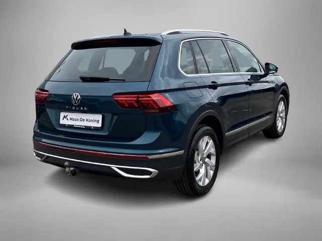 Volkswagen Tiguan 1.5TSI/150PK Elegance DSG · Navigatie · Trekhaak · Apple/Android Car Play · Camera