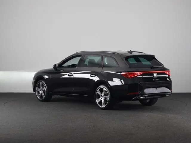 Seat Leon Sportstourer 1.5 TSI e-Hybrid FR Business |  Safe & Driving Pack | Velgen 'Performance Aer...