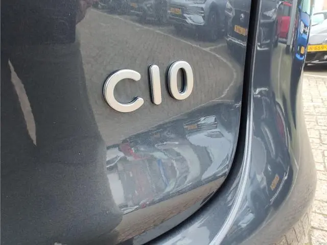 Leapmotor C10