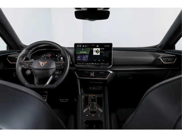 CUPRA Formentor 1.5 TSI e-Hybrid 204 PK Business | Dig. Cockpit | Adapt. Cruise | Stoel-+stuurverw....