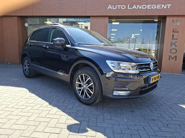 Volkswagen Tiguan 2.0 TSI 4Motion Highline | Automaat | Adaptive Cruise control | Trekhaak | 2500 kg...