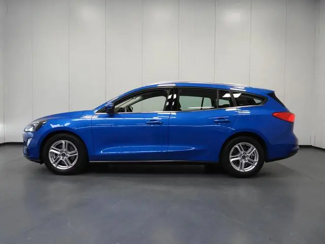Ford Focus Wagon 1.0 EcoBoost Trend Business NAVI/WINTERPACK/LED/AGR/ADAPT.CRUISE/16"LMV!