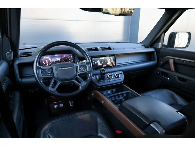 Land Rover Defender 110 3.0 P400 110 X | NAP | FULL OPTION! | €153.798 NP! | 22'' URBAN | MERIDIAN S...