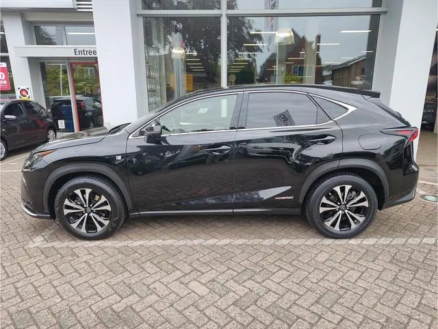 Lexus NX 300h AWD F SPORT LINE AUTOMAAT Mark Levinson | Pano | Stoelventilatie | Verw. achterbank