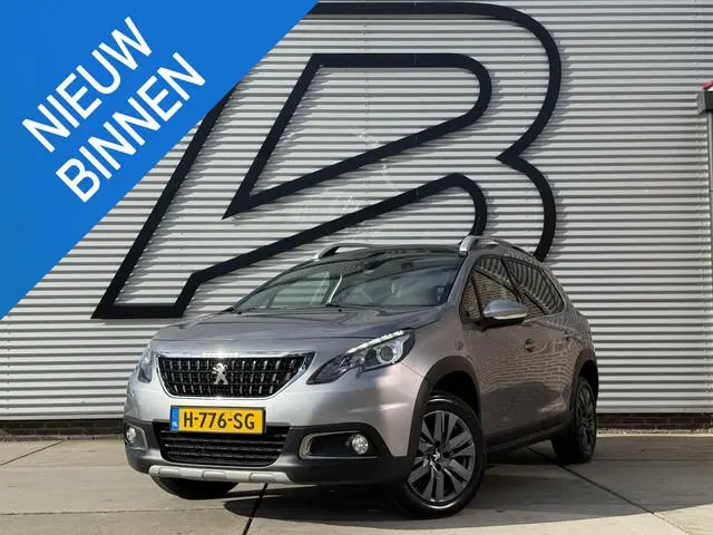 Peugeot 2008 1.2 PureTech Blue Lion 2e Eigenaar|Pano|Stoelverw|D-riem vv in 2024|Carplay|Camera|Crui...