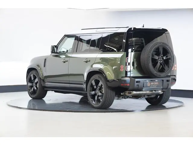 Land Rover Defender 110 2.0 P300e 110 X-Dynamic SE | Facelift |