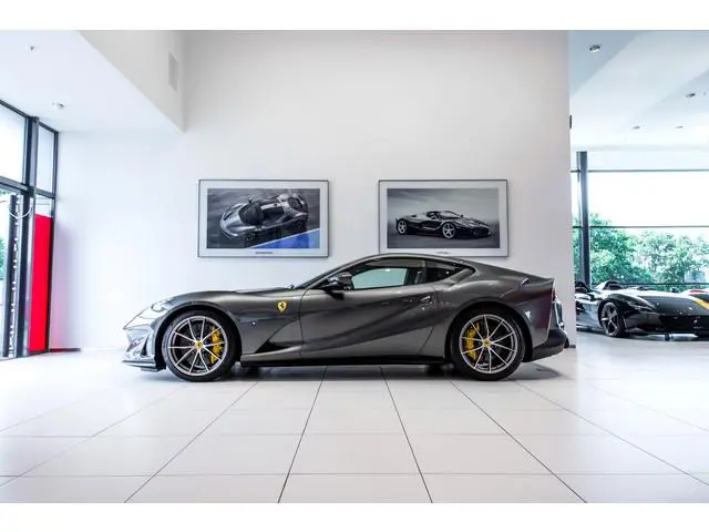 Ferrari 812 Superfast ~Ferrari Munsterhuis~