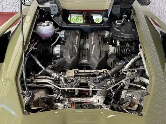 Lamborghini Revuelto