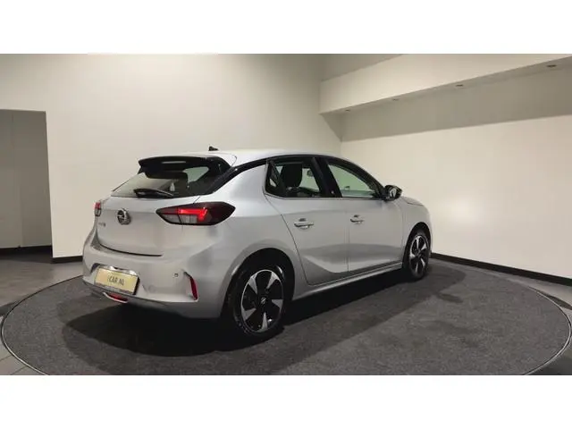 Opel Corsa-e Elegance 50 kWh | Achteruitrijcamera | Wartmepomp | Hill Hold | Soh (batterijcheck) Waa...
