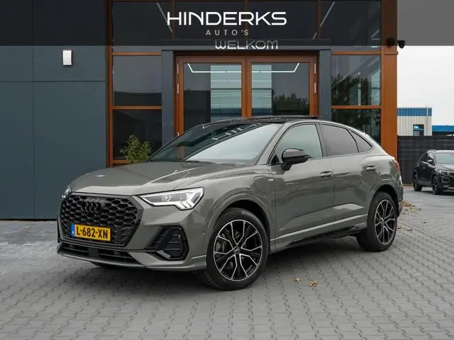 Audi Q3 Sportback 45 TFSI e S Edition | Pano | Adap. Cruise | Matrix | Camera | Si