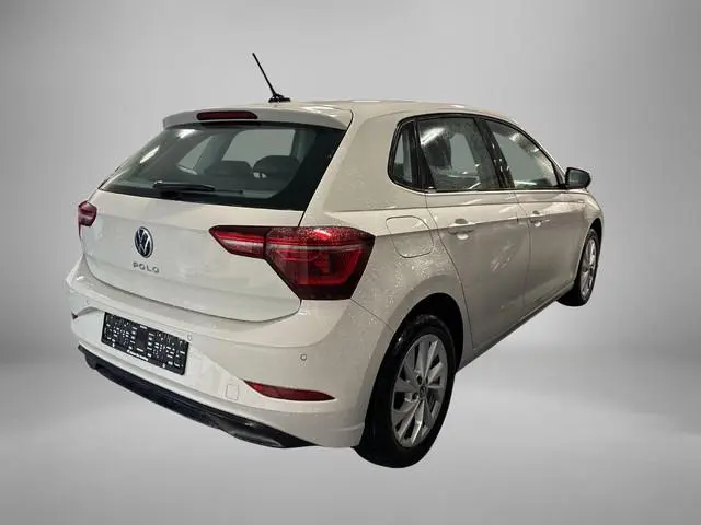 Volkswagen Polo 1.0 TSI 95pk DSG Style · Camera · Stoelverwarming · Apple/Android Car Play · Dodehoe...