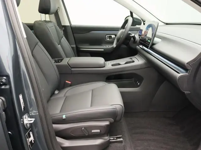 Leapmotor C10