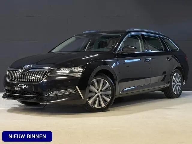 ŠKODA Superb Combi 1.4 TSI iV Business Edition Plus | SOH 100% | Trekhaak | Apple Carplay