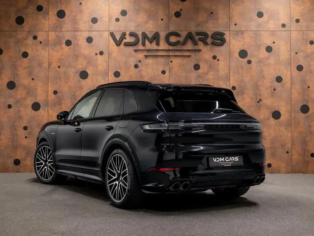 Porsche Cayenne 3.0 E-Hybrid Black Edition | SportDesign | Trekhaak | Achterasbest. | Sportuitlaat |...