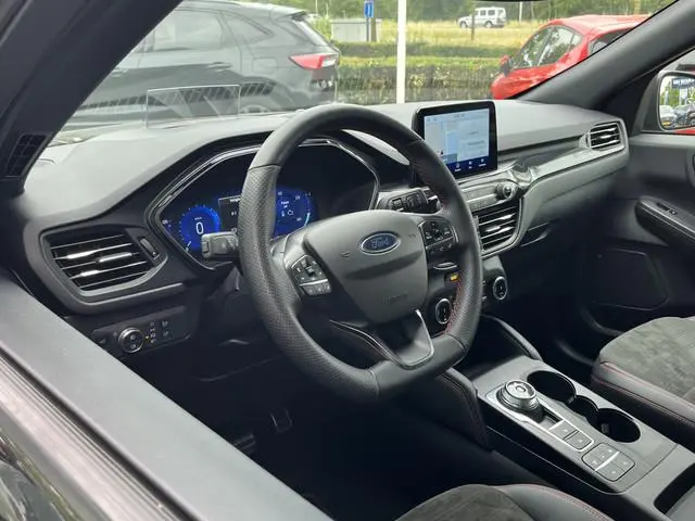 Ford Kuga 2.5 PHEV ST-Line X 225pk/165pk e-CVT Automaat | E-Trekhaak | Black Pack | Winter Pack | Dr...