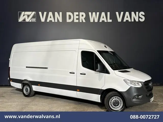 Mercedes-Benz Sprinter 317 CDI 170pk L3H2 Euro6 Airco | Camera | Navigatie | Apple Carplay | Cruisec...