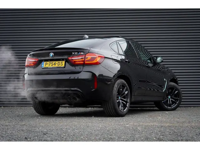 BMW X6 M Black Fire Edition / Schuifdak / Gelimiteerd / Uniek