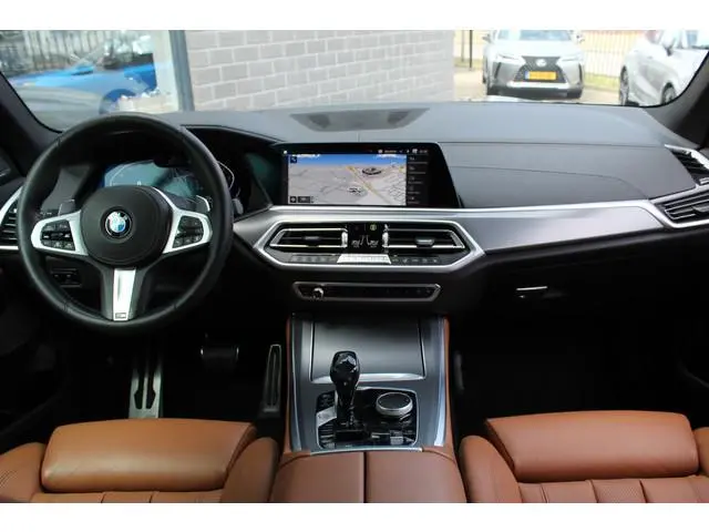 BMW X5 xDrive30d High Executive 7p. / Panoramadak / Laser / Luchtvering