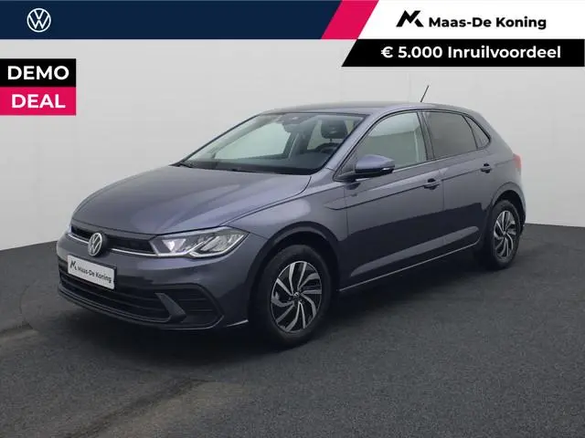Volkswagen Polo 1.0 TSI 95pk Life Edition · Camera · Apple/Android Car Play · P-Sensoren · 15'' Inch...