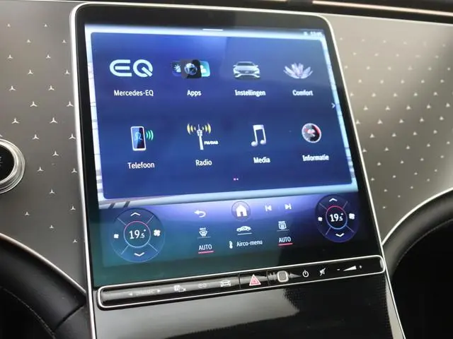 Mercedes-Benz EQS